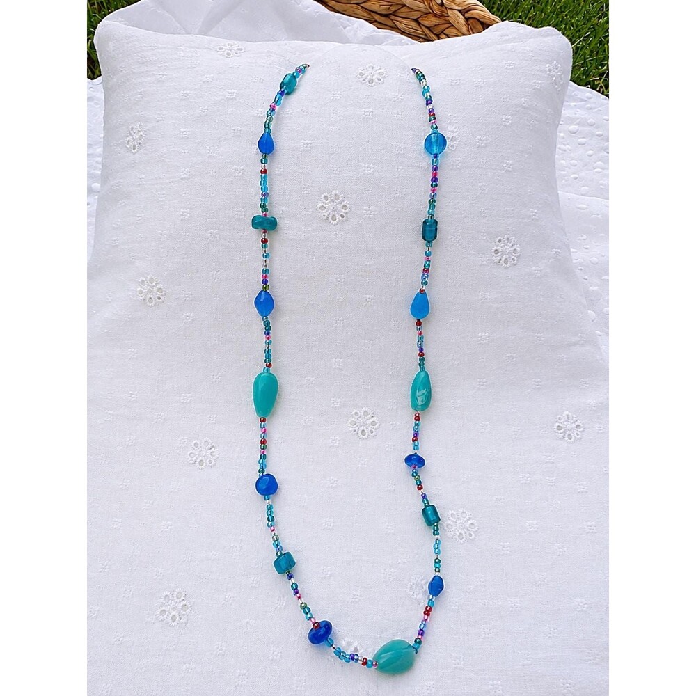 Hidden Cove – Bead Box Necklace